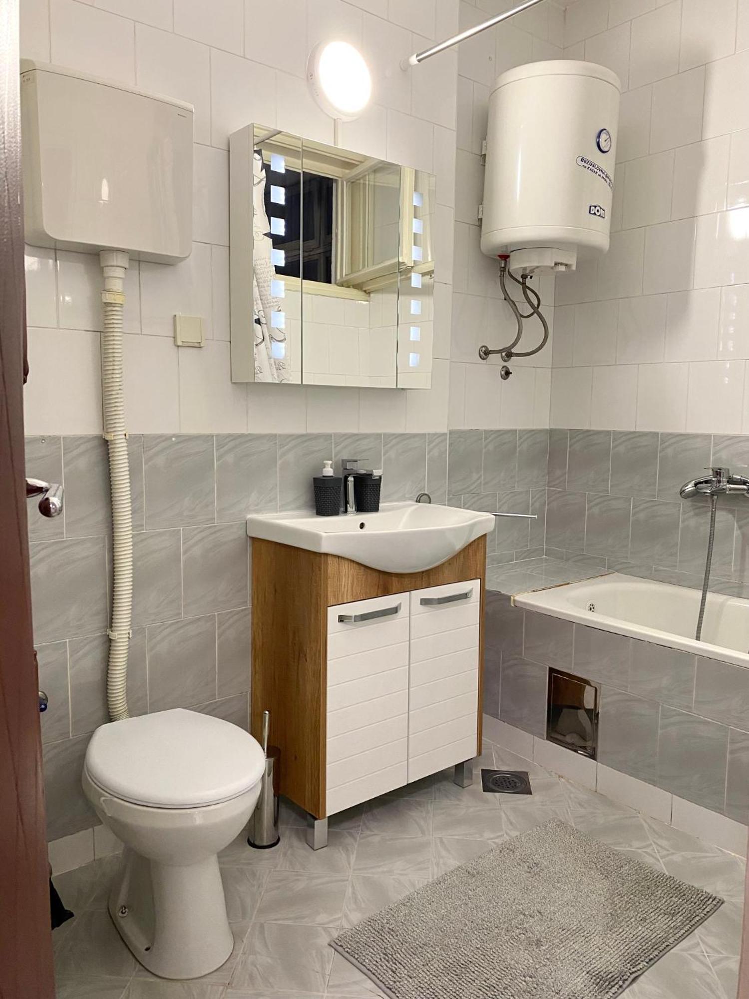 Apartamento Grand Royal Belgrado Habitación foto