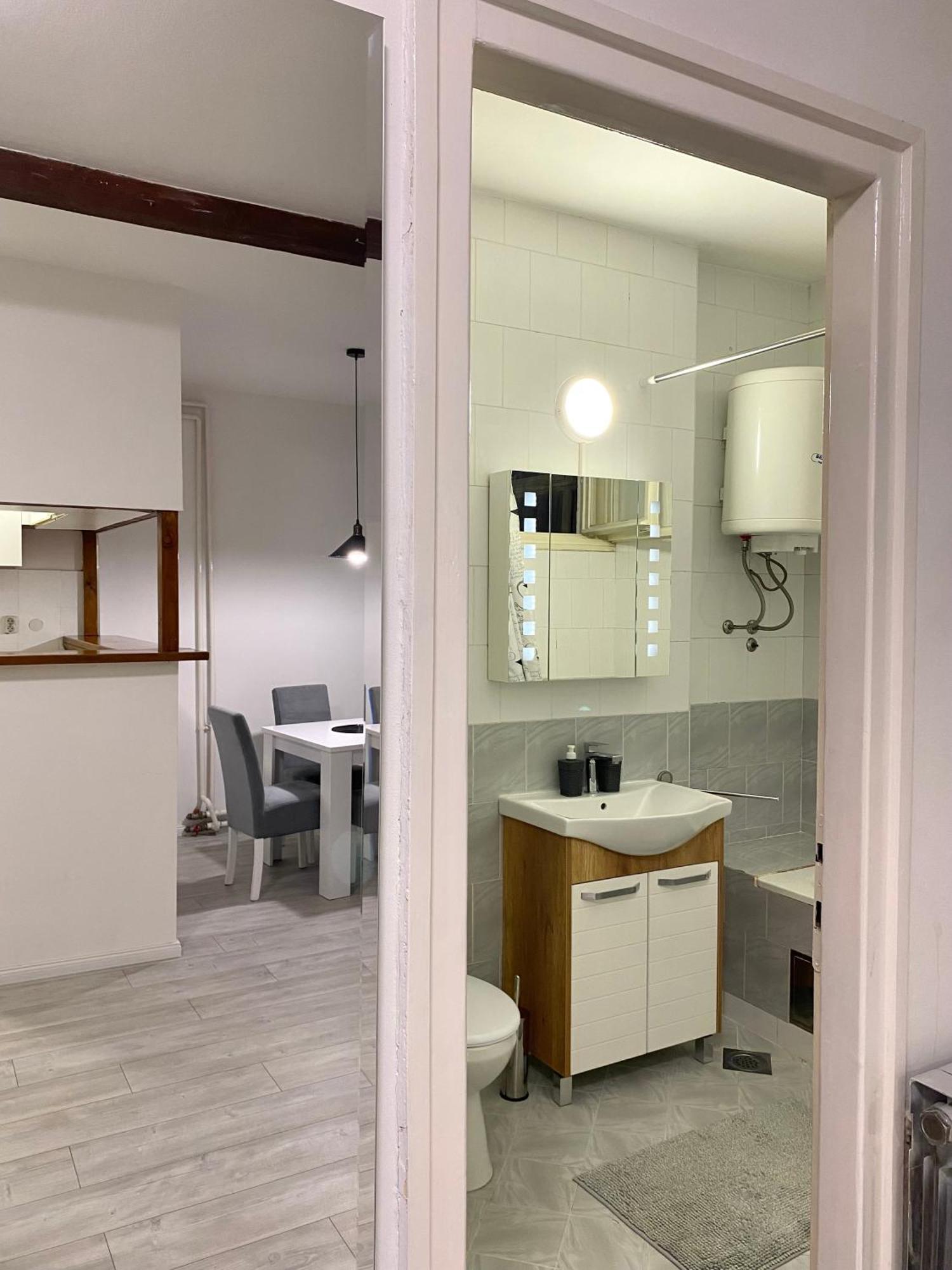 Apartamento Grand Royal Belgrado Habitación foto